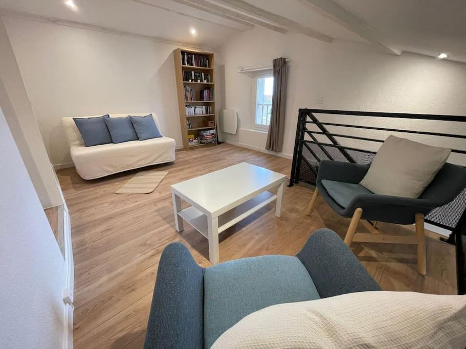 Апартаменты Duplex Sous Les Toits Рьез Экстерьер фото
