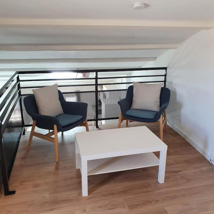 Апартаменты Duplex Sous Les Toits Рьез Экстерьер фото